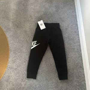 NWT Nike size 4 sweat pants